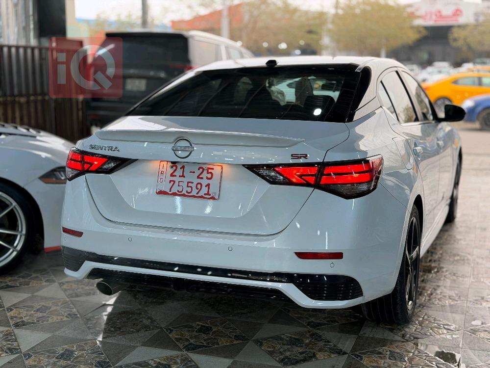 نيسان سنترا